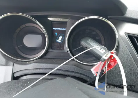 2015 Hyundai Sonata Hybrid z USA, uszkodzony, nr VIN KMHEC4A46FA120681